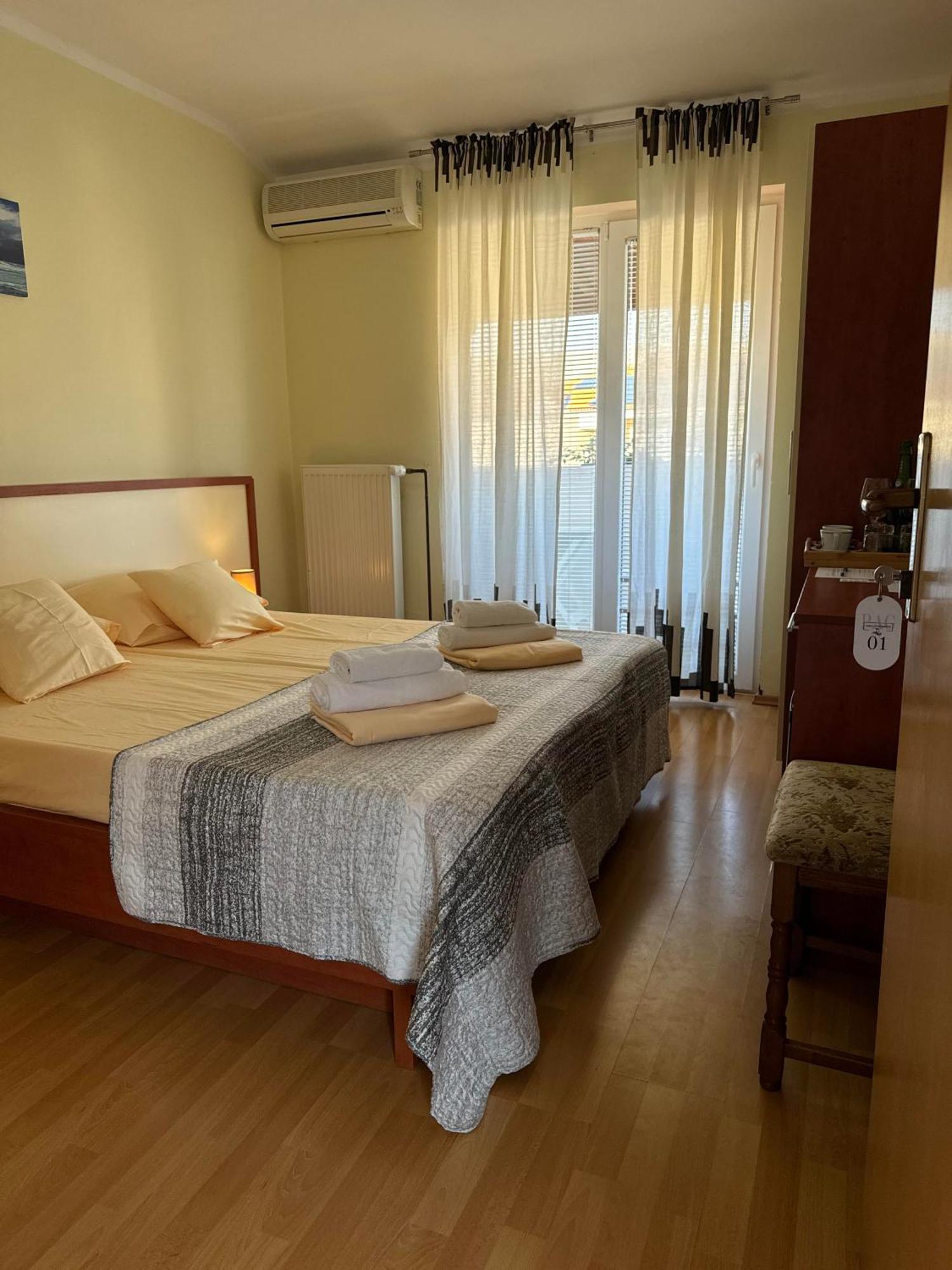 Pag Vero Apartments Pag Town Εξωτερικό φωτογραφία